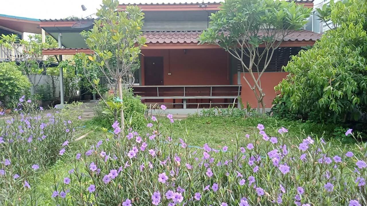 Takaidao Vintage Home Kanchanaburi Exterior foto