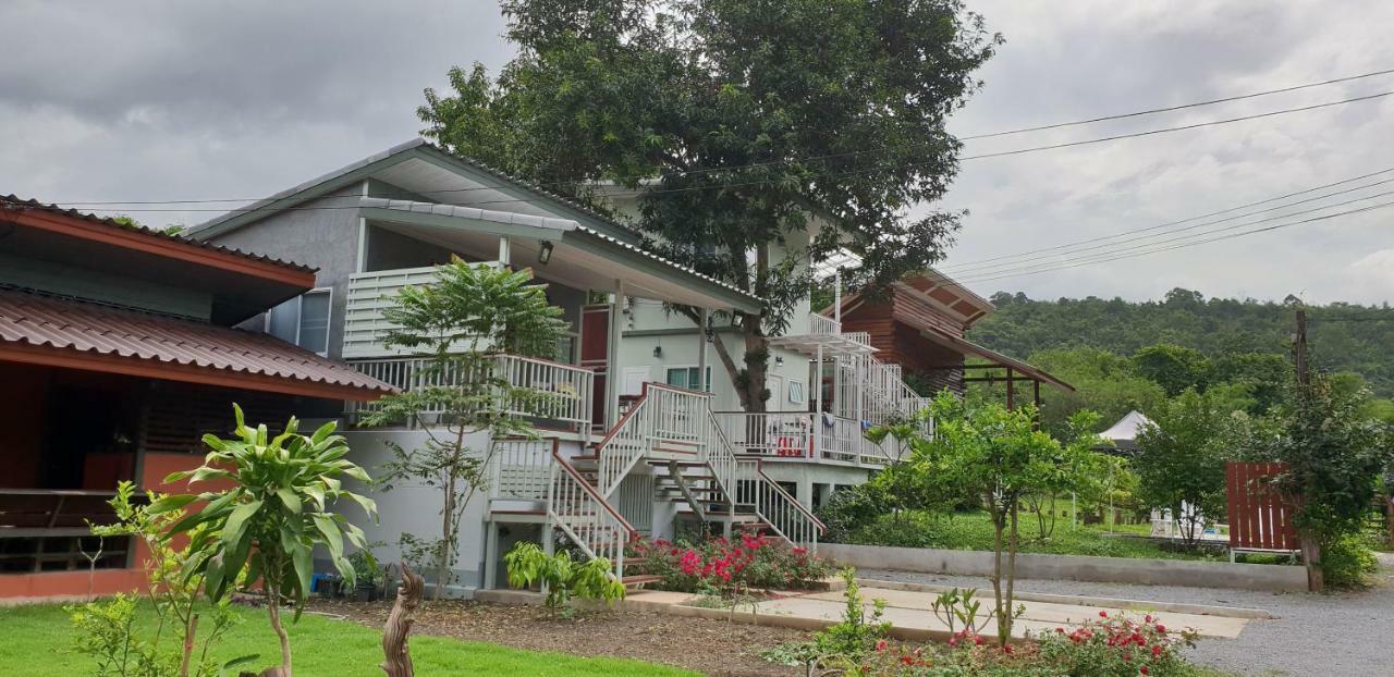 Takaidao Vintage Home Kanchanaburi Exterior foto